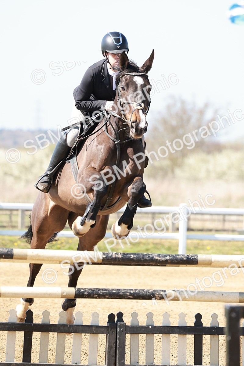 SBM_004333 - Class 17 - Senior Newcomers - 1.10m