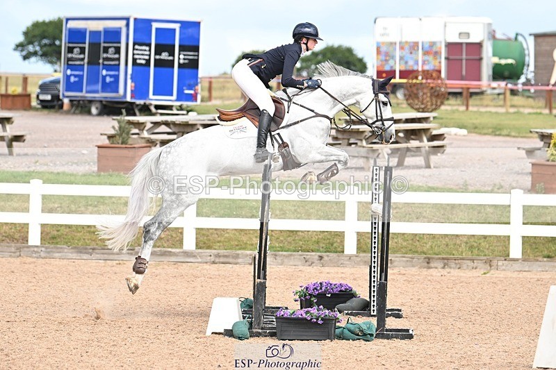 250723-154221-01197 - Cls 6 Foxhunter and 1.20m