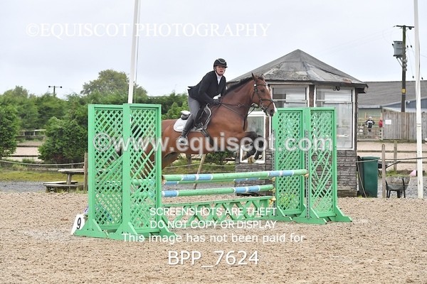 BPP_7624 - CLASS 3  Senior British Novice/ 90cm Open