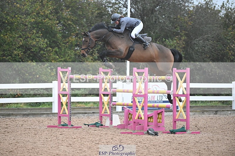 241102A-154725-06160 - SAT Cls 17 National 1.30 & 1.40m