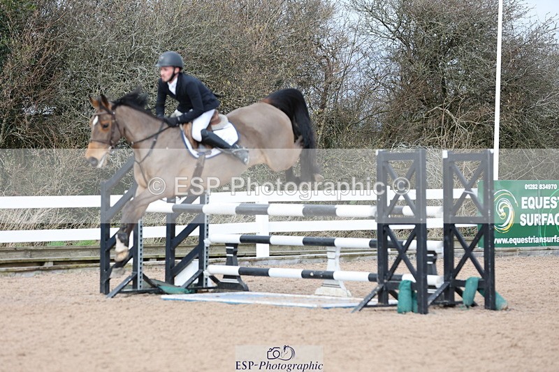 240223A-121556-01160 - Cls 4 Snr 1.05m Open