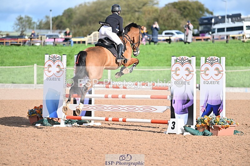 231014A-104458-04201 - Cls 18 Newcomers & 1.10m Open