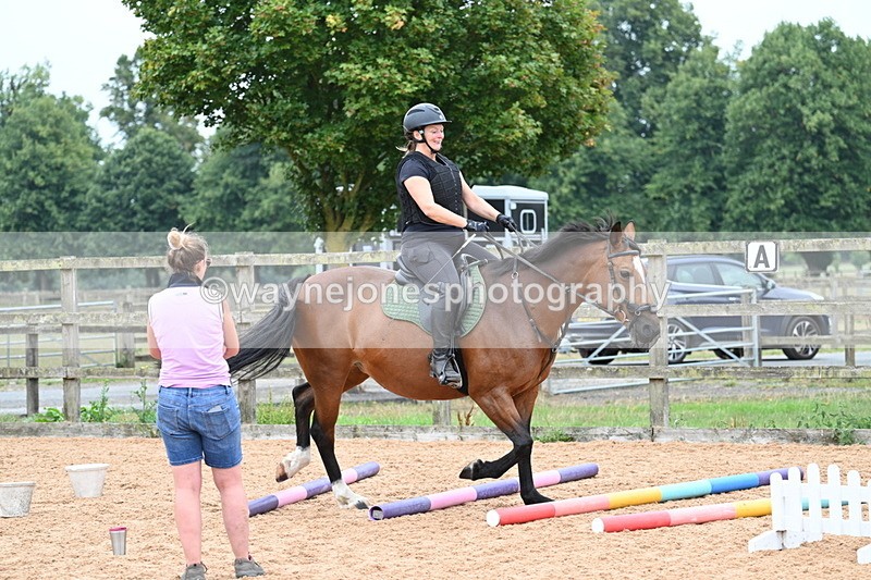 WJ7_8537 - Poles 11:00am