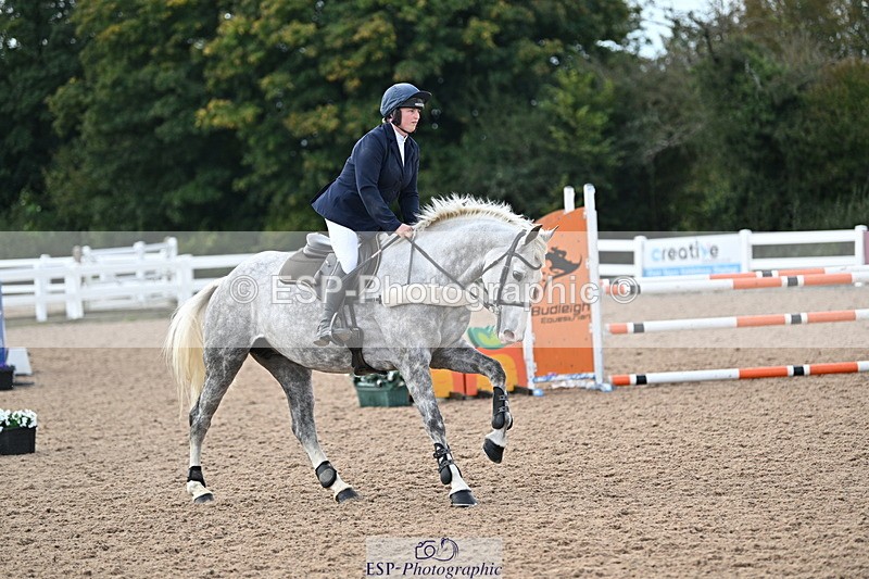 241004A-123911-01980 - Fri 09 95cm Amateur Quals
