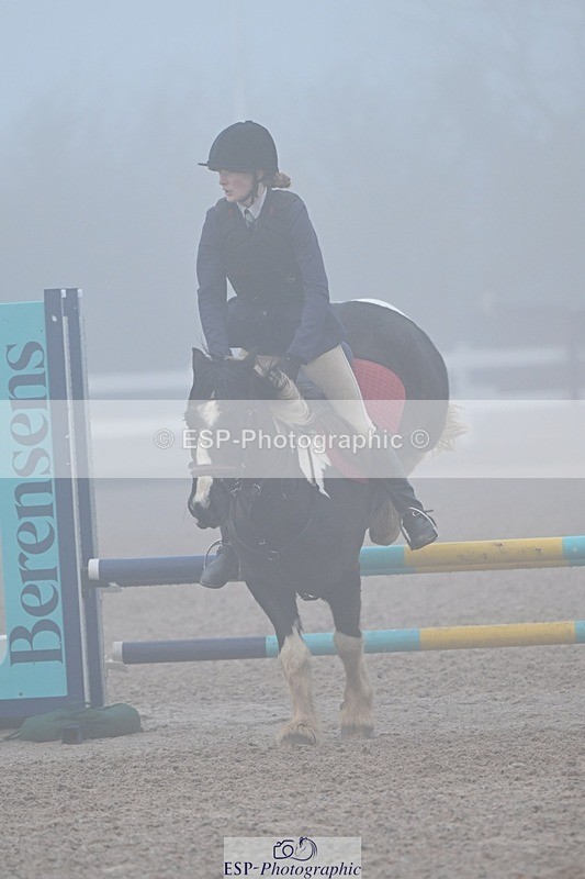 251115-094535-00031 - Cls 3 Pony Intro 70cm