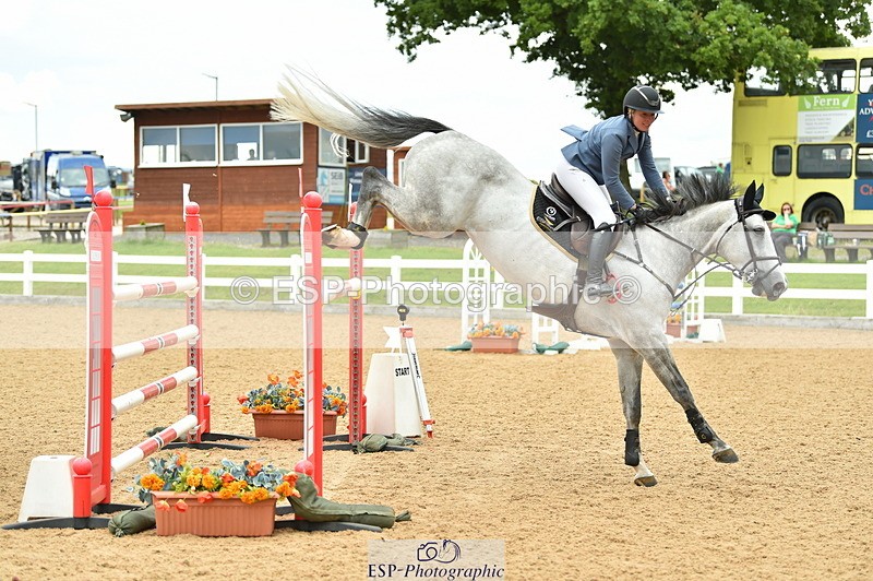 230720A-140342-03291 - Cls 21, 1 Star Gold 1.30m