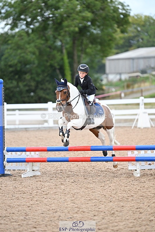 240806A-154043-00067 - Clear Round & 60cm BS Club & Schools