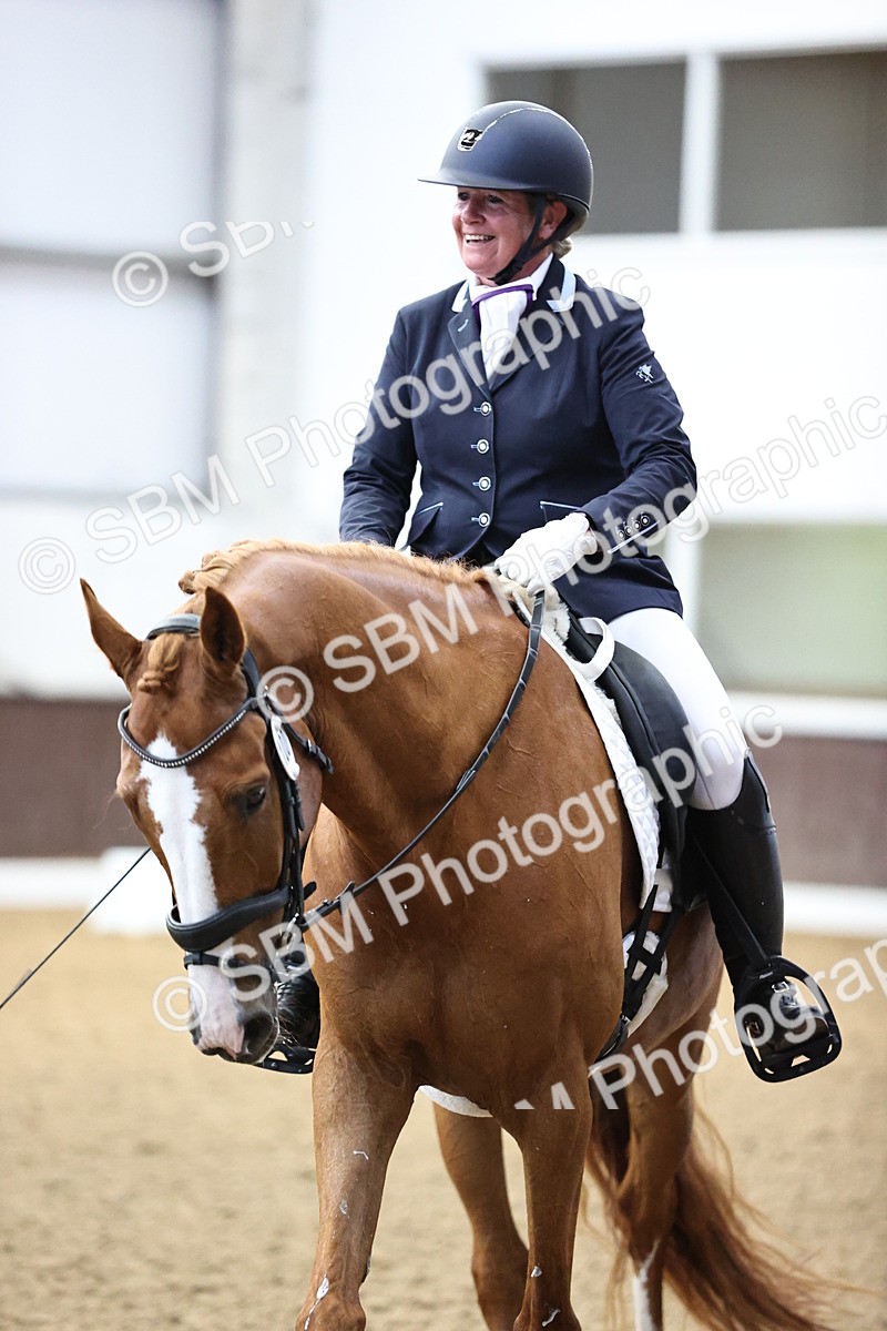 SBM_000385 - Novice 4 Warm Up