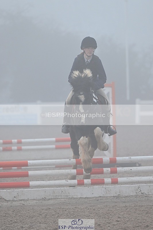 251115-094505-00020 - Cls 3 Pony Intro 70cm