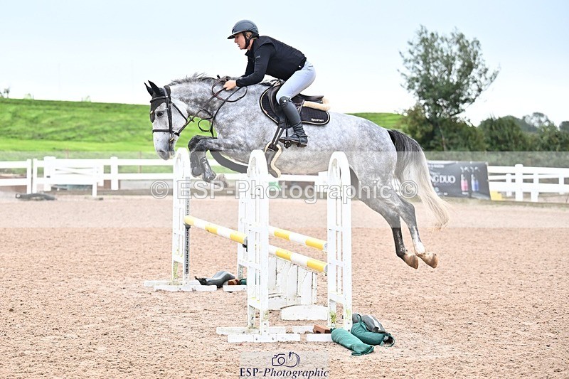 250917-104143-00117 - Cls 1 British Novice and 90cm Open