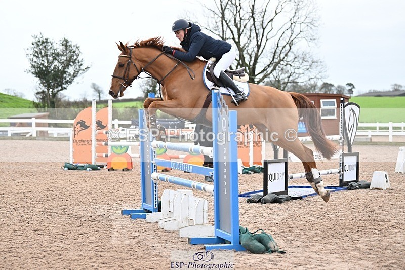 241206-130735-00916 - Cls 5 Newcomers and 1.10m Open