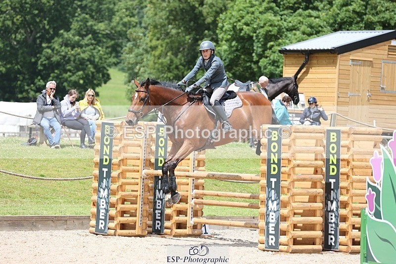 240615-123115-01407 - Cls 3 Snr 1.05m Open