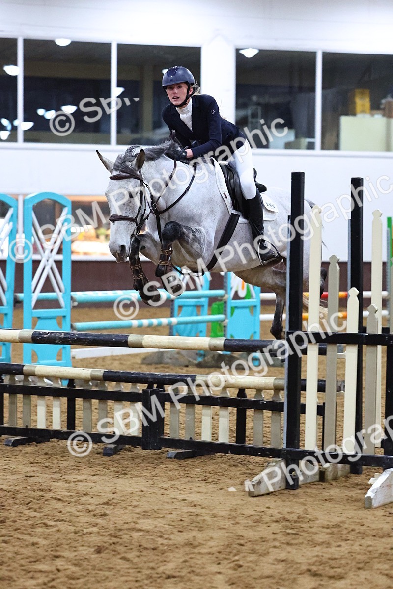 SBM_002925 - Class 6 - Holly & Ivy Stakes - 90cm