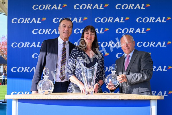 111025-Race 3-Laazm-0470 - Race 3 Coral 'Daily Reward Shaker' For Free Nursery Handicap at York