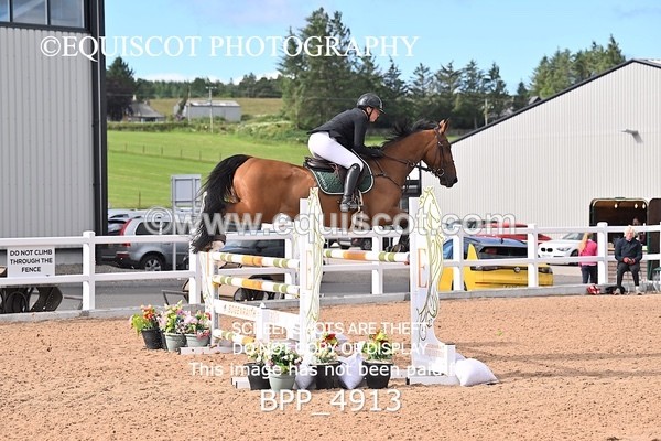BPP_4913 - CLASS 7 THURS Redpost Equestrian Senior Foxhunter/1.20m Open