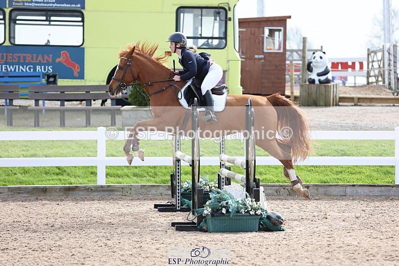 240406A-105029-02883 - Cls 20 British Novice and 90cm Open