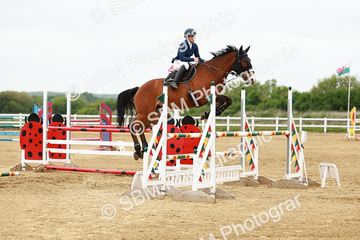SBM_001026 - Class 5 - Senior Foxhunters - 1.20m