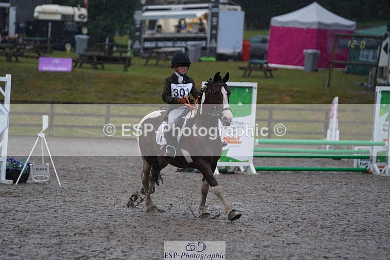 240824X-081726-20087 - 70cm Round 1 8.30 to 9.30