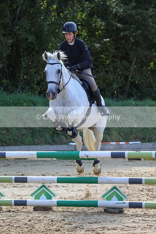 3E7A1124 - Class 4: Senior British Novice/90cm open
