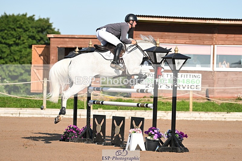 240719A-080734-09188 - Cls 18, 1 Star Gold Tour 1.35m