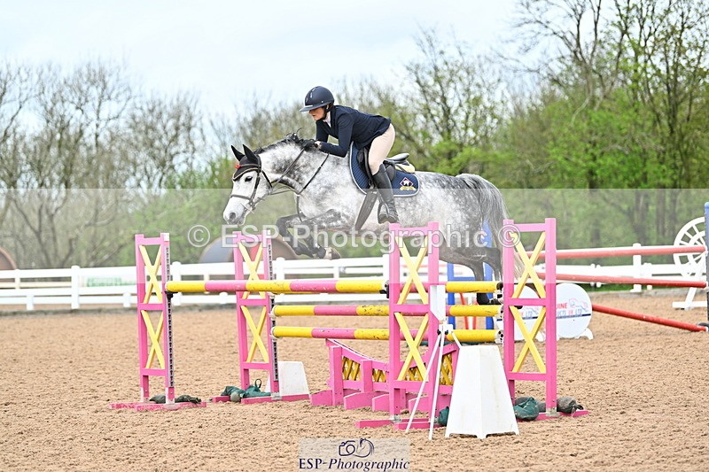 240501A-143433-01078 - Cls 8 Snr Foxhunter and 1.20m Open