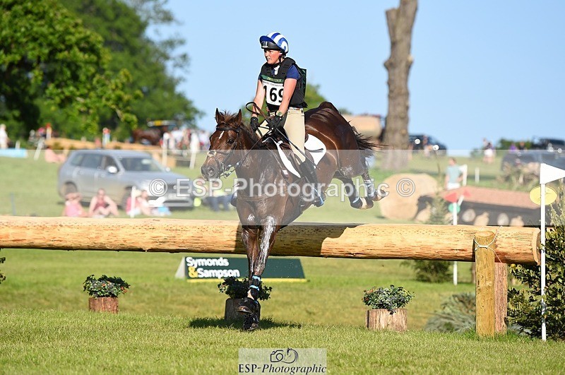 230527-180412-13719 - 169-DHI_HOUDINI-Sophie_Hodgson-XC