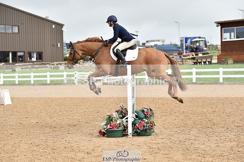 231013A-130512-01704 - Cls 3 1.05m Amateur Quali