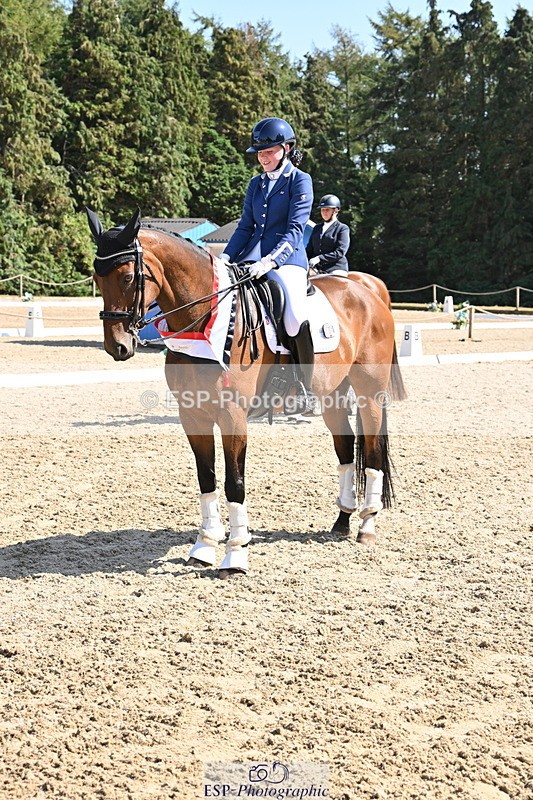 250810A-153120-08110 - Adv Medium SILVER Presentations