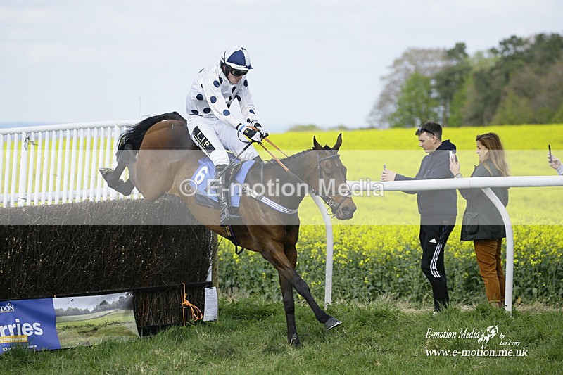 PtP 180422 183 - Old Berkshire PtP Lockinge 18/04/22