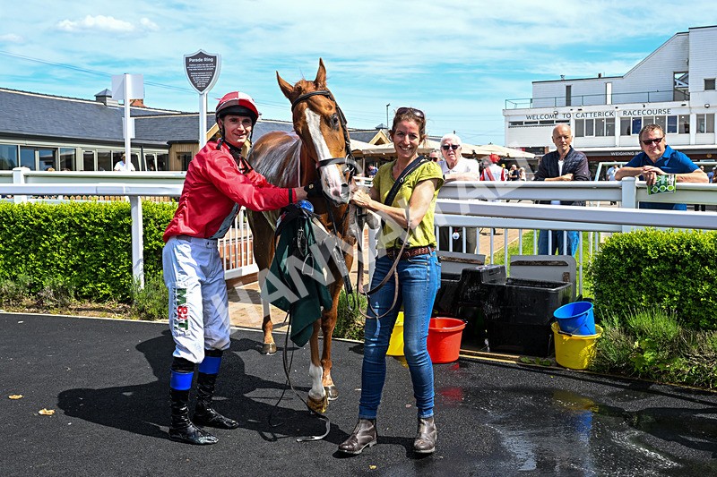 300526-Race 2-Im Dan Dare-0365 - Race 2 14.27pm Every Race Live On Racing TV Handicap