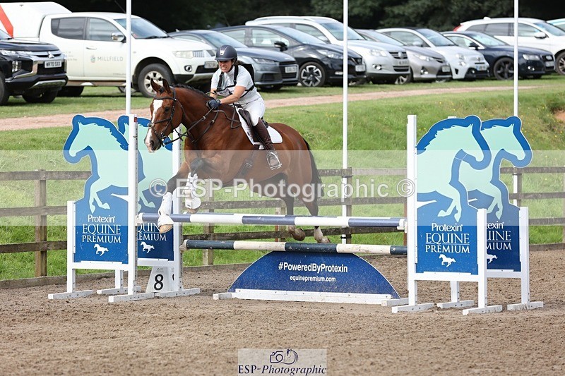 240803-094924-00185 - 005-Laura_Keam-DIAMOND_CRUISE_ON