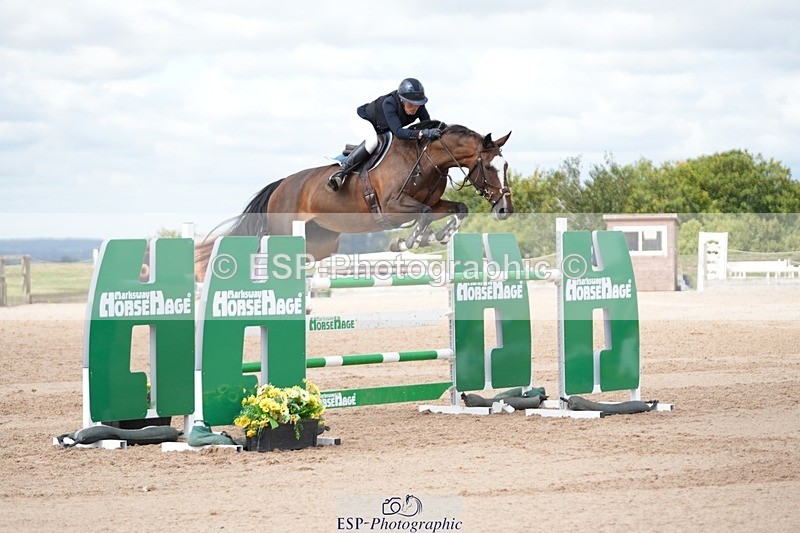 250801-105355-04813 - Cls 14 Snr Fox 1st Rnd