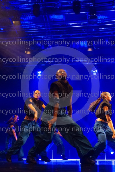 01618 - Noughtie Girl