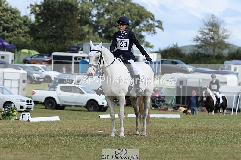 240824X-143338-28764 - D80 Ride off  14.15 to 15.30