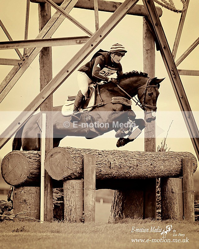 BE270419 1154bw - B & W photography