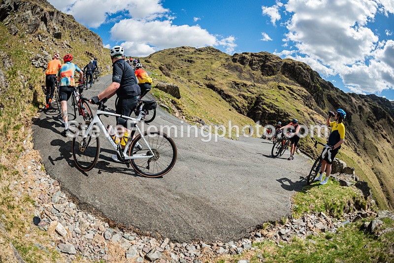 142435 - Hardknott Hairpin 14.00 - 15.00