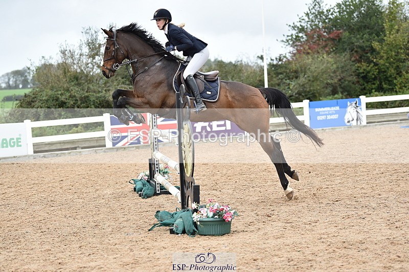 231013A-130026-01676 - Cls 3 1.05m Amateur Quali