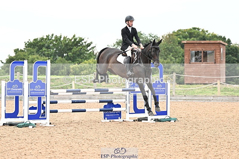 240828A-130430-00550 - Cls 3 Snr 1.05m Open