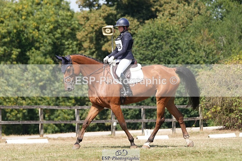 250823A-130019-31104 - Arena A