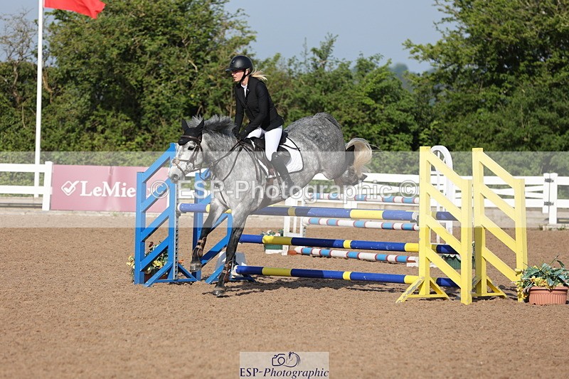 240510A-083820-04335 - Cls 13 British Novice and 90cm Open