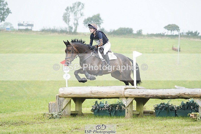 240901A-123946-08690 - 313-Max.Forster-CELTIC.CROSS