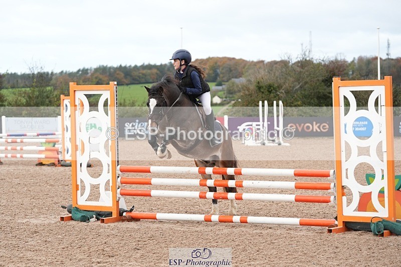 251026-112437-01906 - Cls 1+2 10yr and under 128cm and 70cm Open