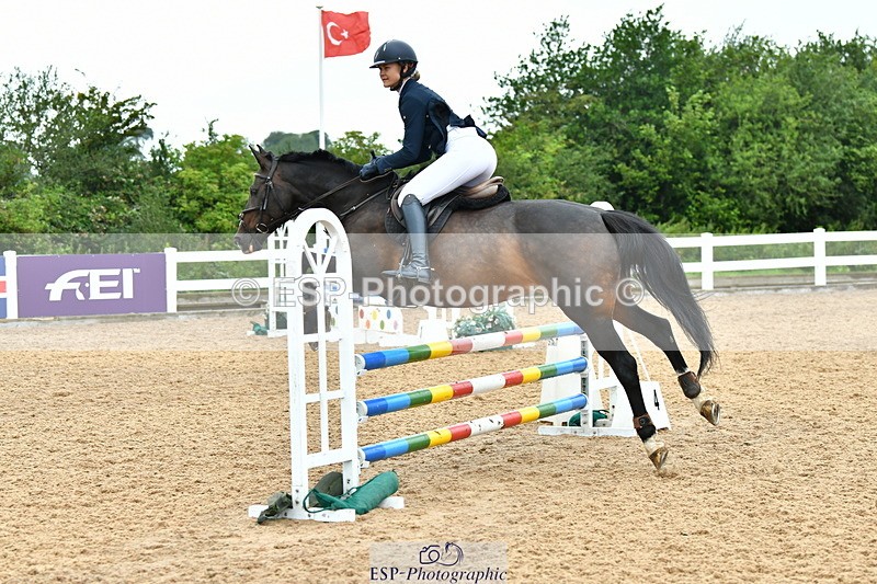 230730A-130043-09915 - Cls 33 85cm Amateur Quali