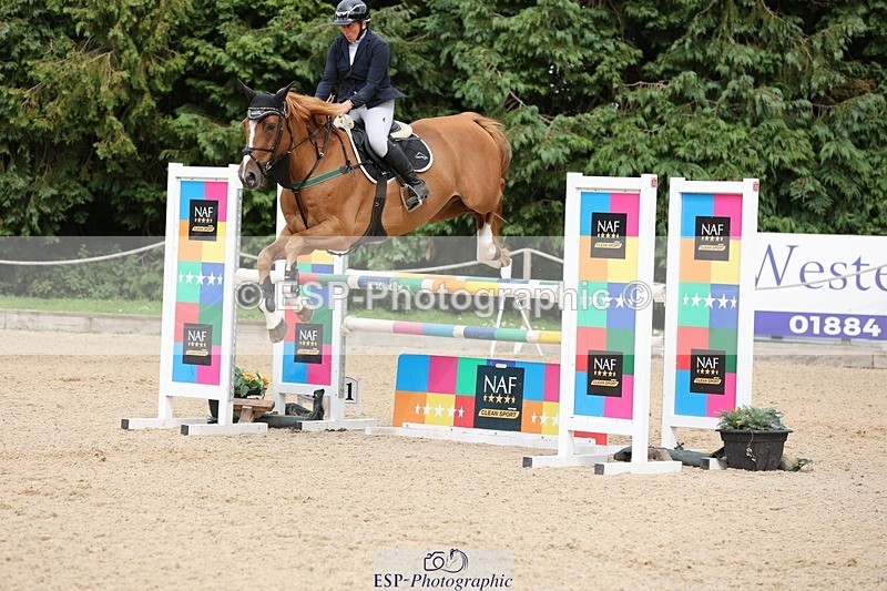 240711-161803-29418 - Cls 124 Foxhunter