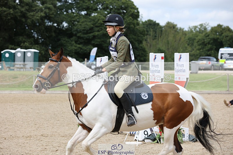 240823X-135535-18087 - 70cm R1 13.45 to 15.30