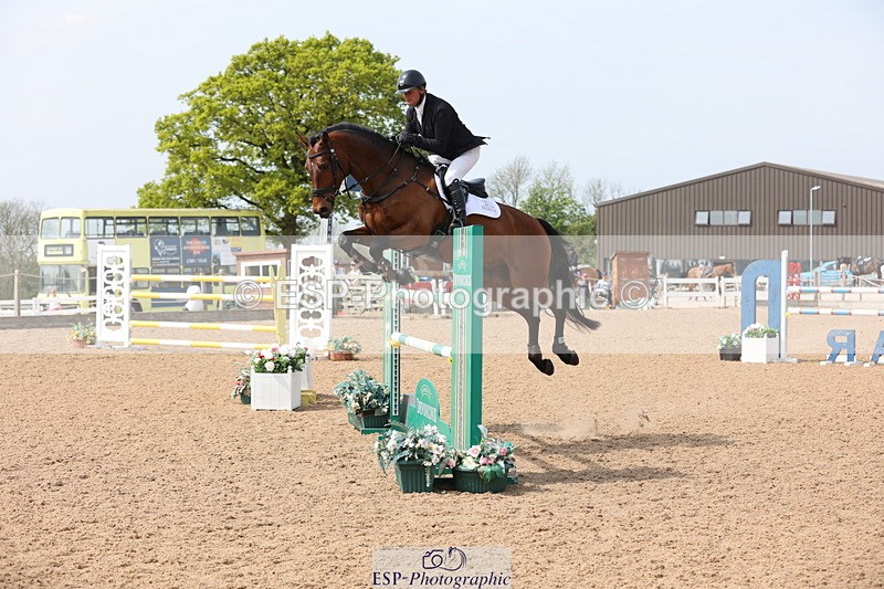 240511A-151739-14621 - Cls 36 National 1.30m Open