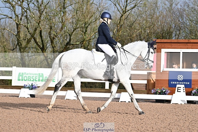 240218A-091651-04700 - 147-Tammie.Wells-Silver.moonshine