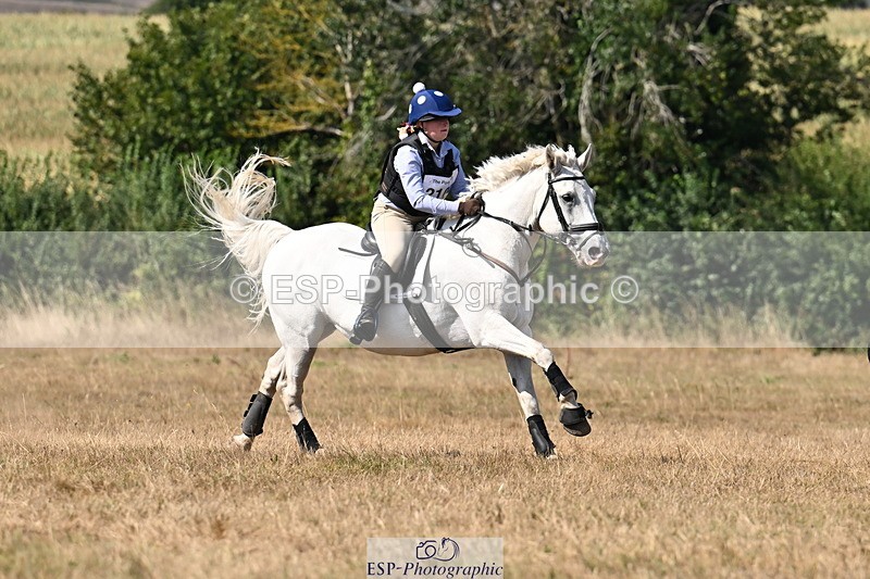 250824A-145155-38618 - 2107-Daisy.Twiston.Davies-Breeogue.Dara