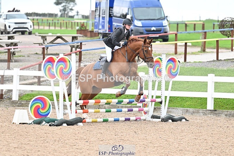 250920-100642-00119 - Cls 20+21 Club and Schools 60cm