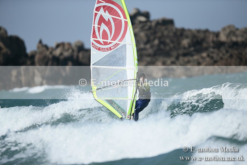 WS 020413-27 - Windsurfing